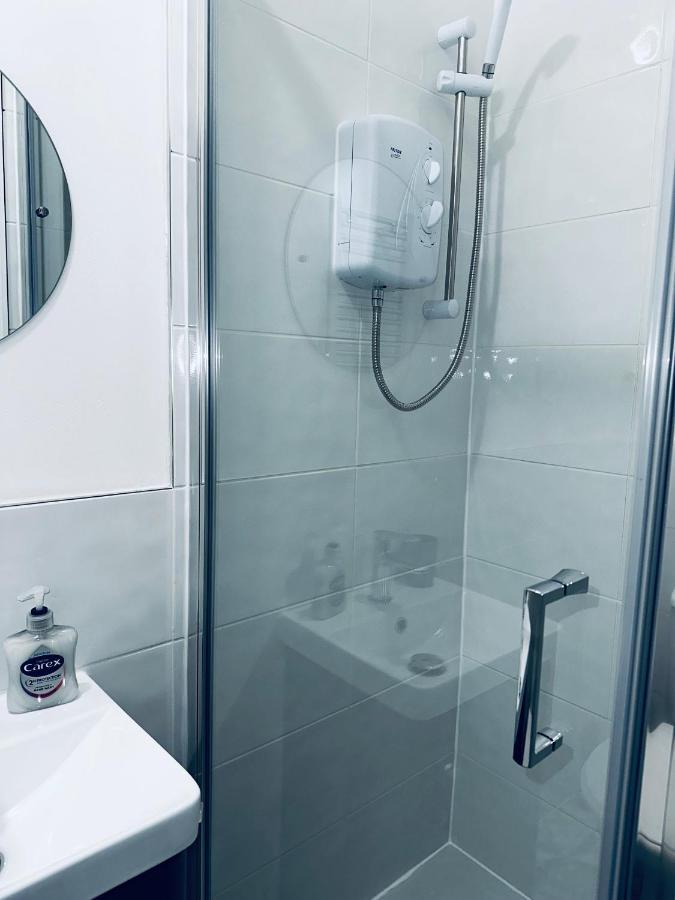 Stylish Town House - Modern Double Room - 1 Coventry Buitenkant foto